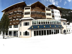 Val-Gardena-Hotel-Diamont