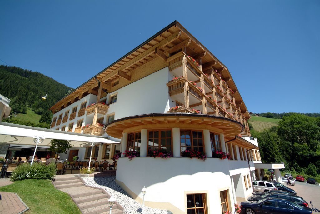 alpine resort zell